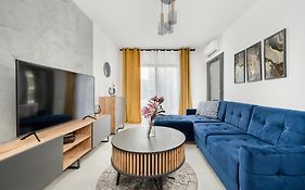Lux Traugutta Apartment With Air Conditioning And Parking By Noclegi Renters